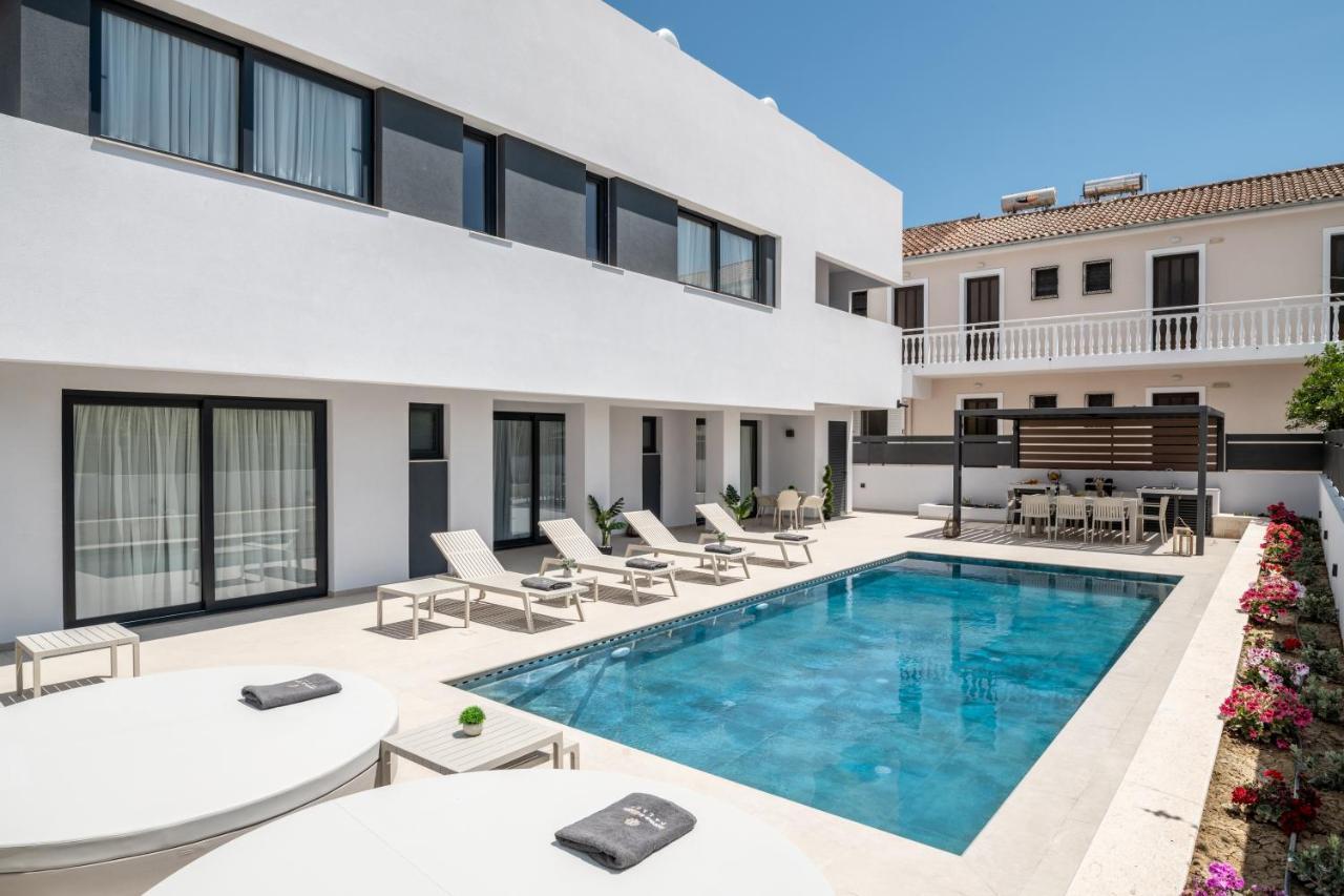 Savvas & Maria Palace Laganas Bagian luar foto